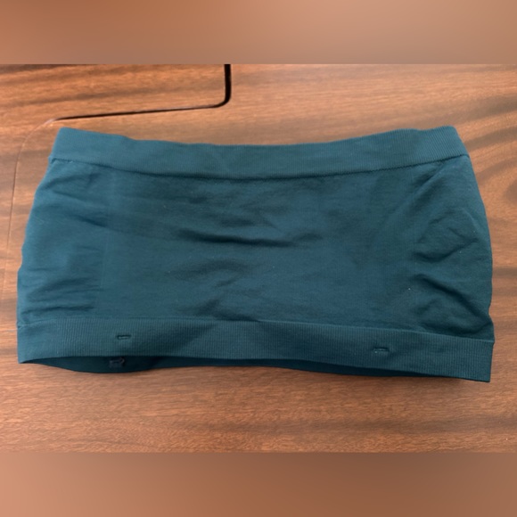 Zenana Outfitters One Size Fits All Strapless Bandeau Top - Picture 2 of 3